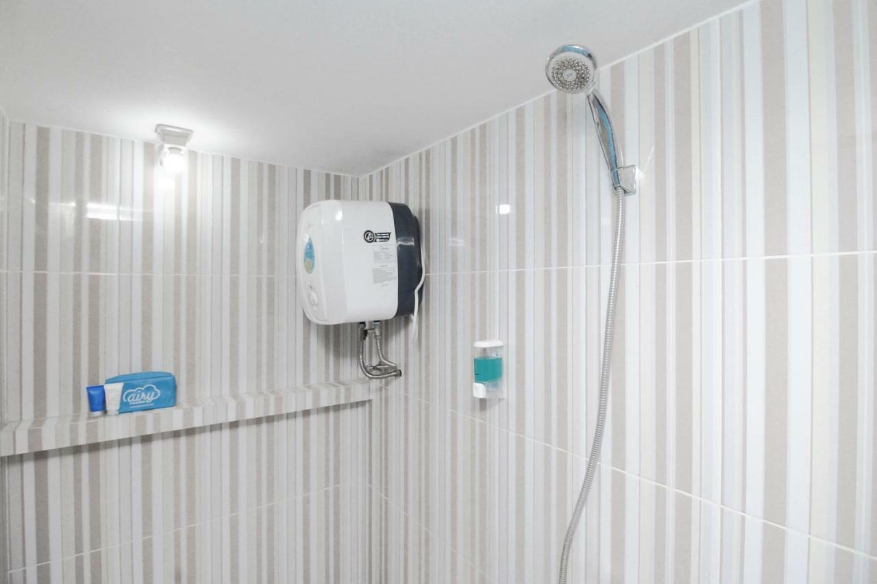 Airy Eco Syariah Cengkareng Taman Kosambi Barat C15 Wisma tamu Jakarta